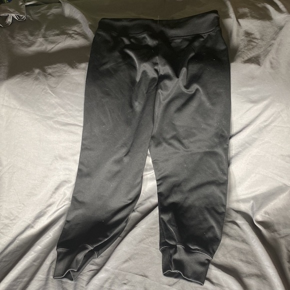 Champion capris​​​​ - Picture 3 of 6
